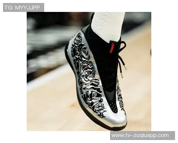 阿迪达斯推出四款全明星球鞋配色聚焦哈登爱德华兹米切尔和利拉德 阿迪达斯推出四款全明星球鞋配色聚焦哈登爱德华兹米切尔和利拉德